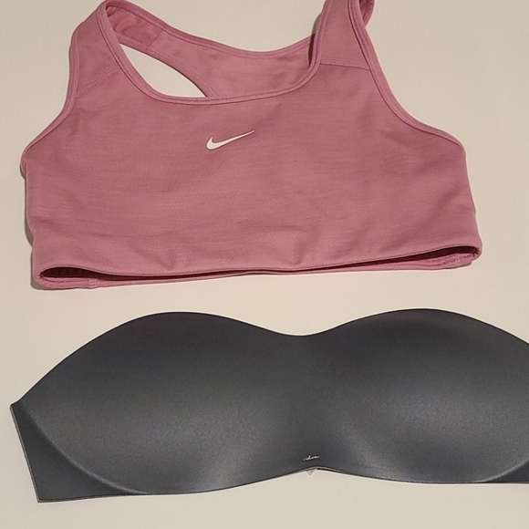 Nike Sports Bra - Picture 7 of 8